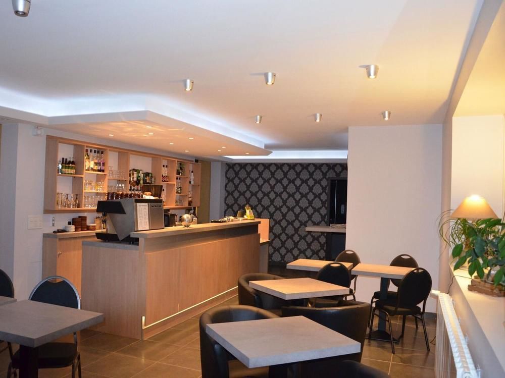 Logis Hotel Aux Berges De L'Aveyron Onet-le-Chateau 외부 사진
